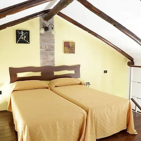 All'ombra Del Noce Oda ve Kahvaltı