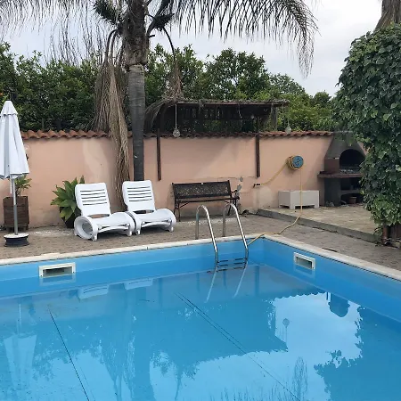 Oda ve Kahvaltı All'ombra Del Noce Catona Di Reggio Calabria