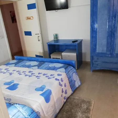 All'ombra Del Noce Oda ve Kahvaltı