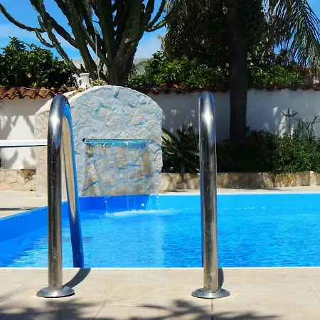 All'ombra Del Noce 3*