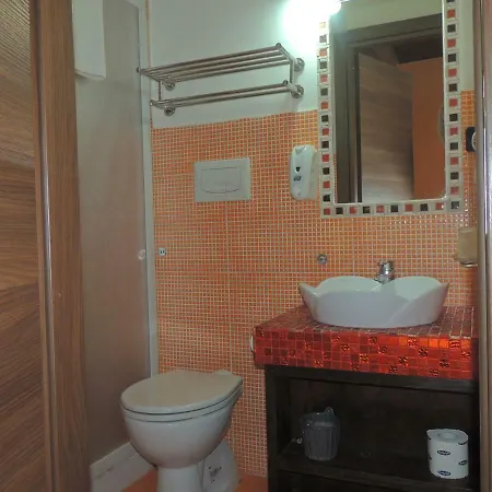 All'ombra Del Noce Oda ve Kahvaltı