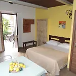 Bed & Breakfast All'ombra Del Noce