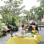 Bed & Breakfast All'Ombra Del Noce B&B Catona Di Reggio Calabria