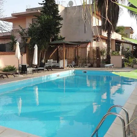 All'ombra Del Noce 3* Catona Di Reggio Calabria