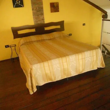 All'ombra Del Noce Frühstückspension 4*