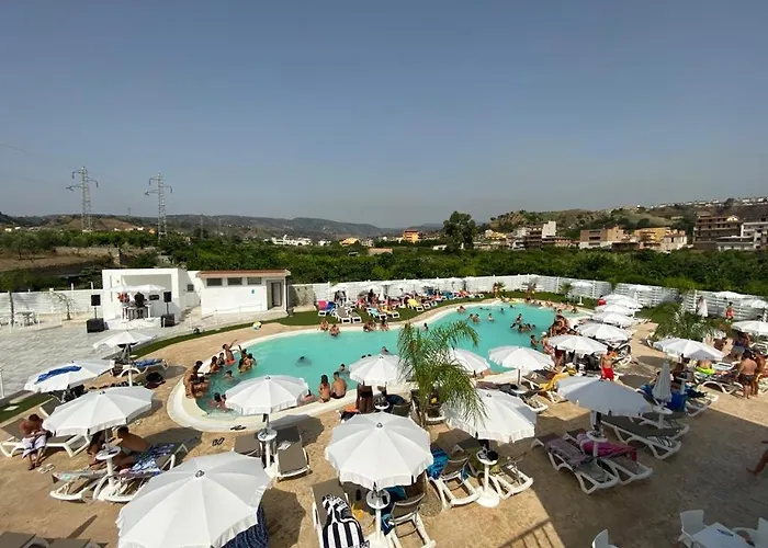 奥尔欧姆布拉德尔诺斯住宿加早餐旅馆 卡托纳