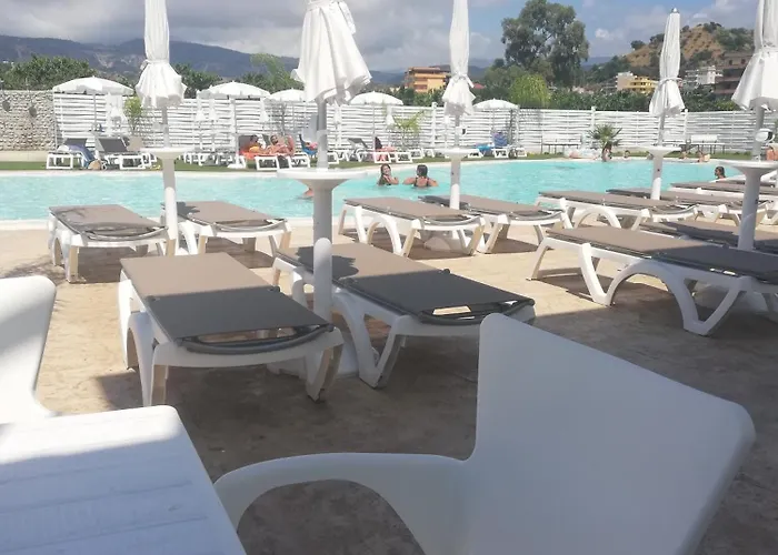 奥尔欧姆布拉德尔诺斯住宿加早餐旅馆 住宿加早餐酒店 3*