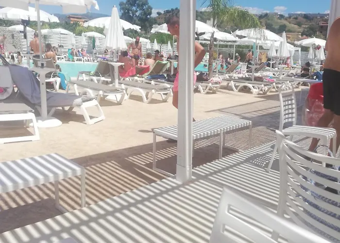 奥尔欧姆布拉德尔诺斯住宿加早餐旅馆 住宿加早餐酒店 3*