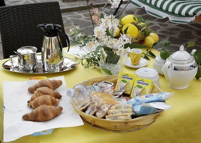 奥尔欧姆布拉德尔诺斯住宿加早餐旅馆 住宿加早餐酒店 3*