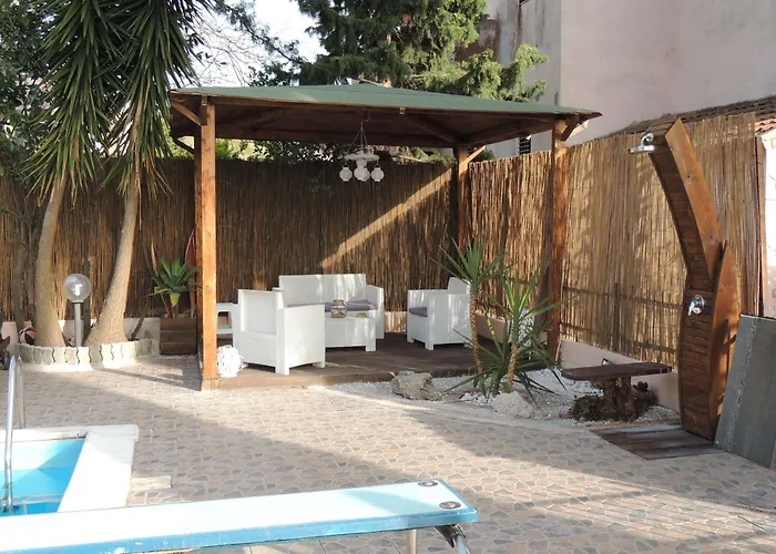 奥尔欧姆布拉德尔诺斯住宿加早餐旅馆