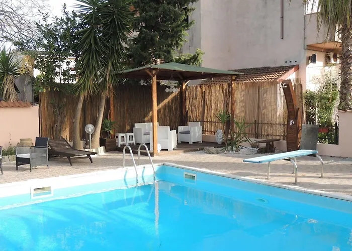 奥尔欧姆布拉德尔诺斯住宿加早餐旅馆 住宿加早餐酒店 3*