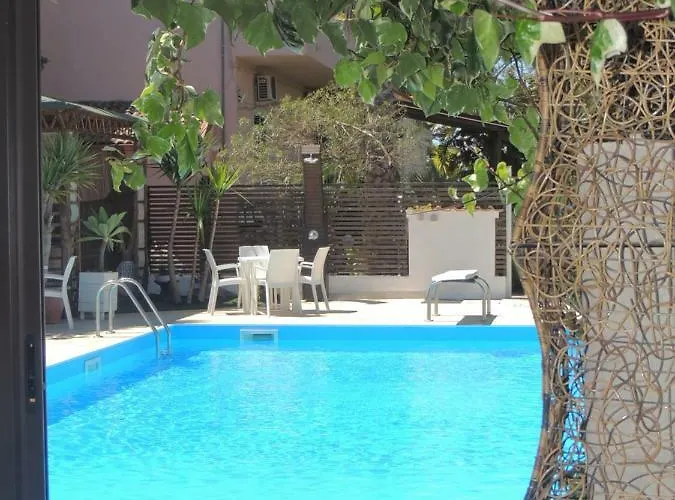 奥尔欧姆布拉德尔诺斯住宿加早餐旅馆 住宿加早餐酒店 3*