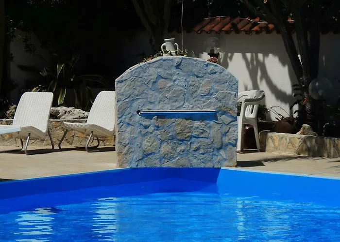 奥尔欧姆布拉德尔诺斯住宿加早餐旅馆